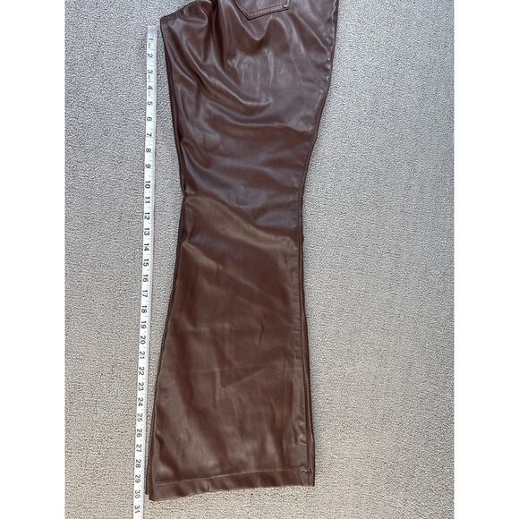 Hollister Faux Leather Flare Pants High Waisted Brown Size 13R Waist 31 - Picture 9 of 12